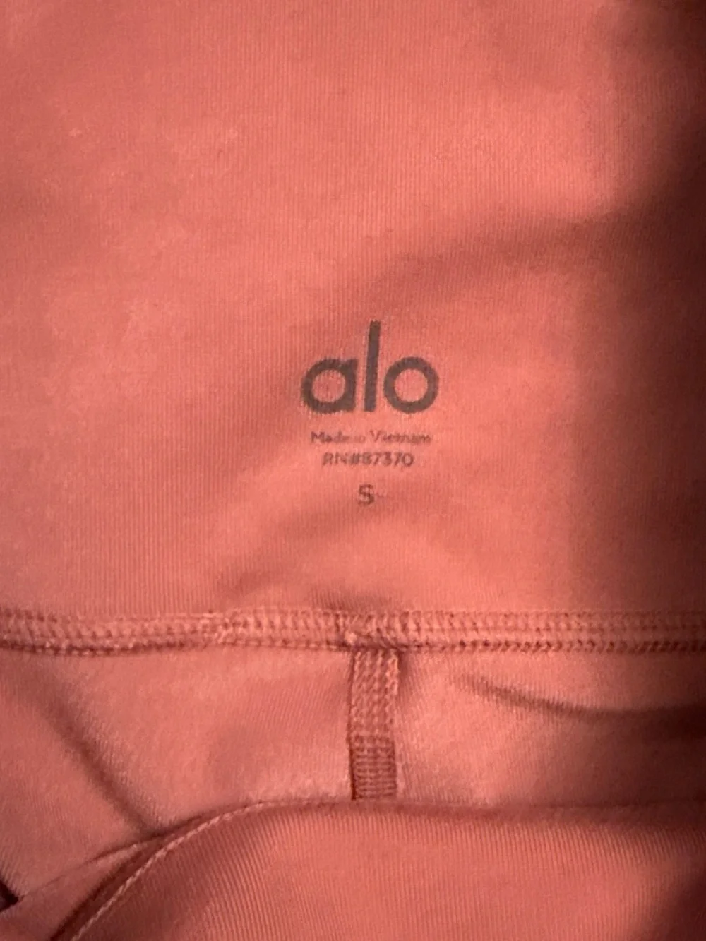 Alo dark dusty rose Pink high-waisted leggings. Size small.